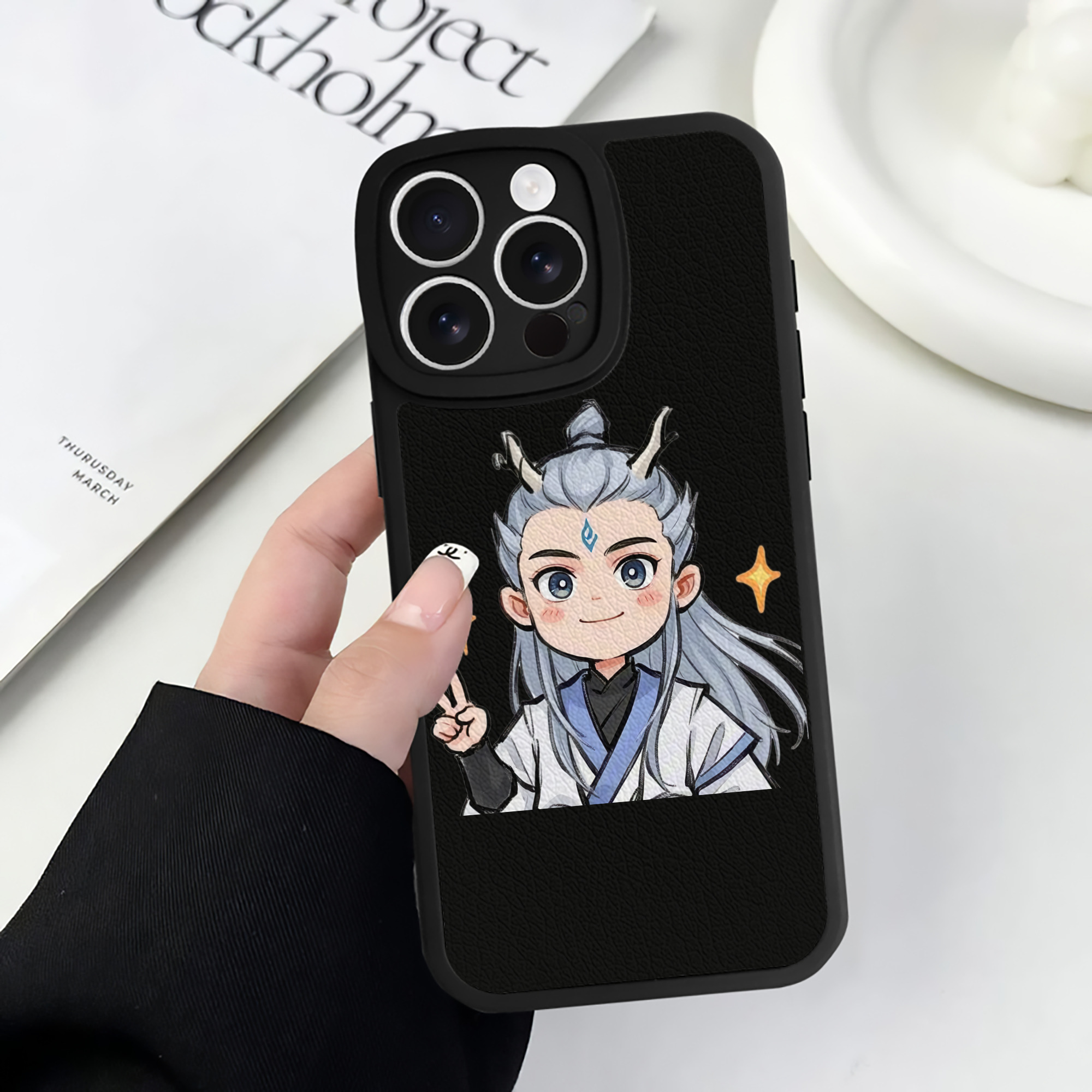 （画像用） Ne Zha 2 ナタ 魔童の大暴れ 【iPhone 16シリーズ対応】シリコンスマホケース（レザー調） 材質：シリコン